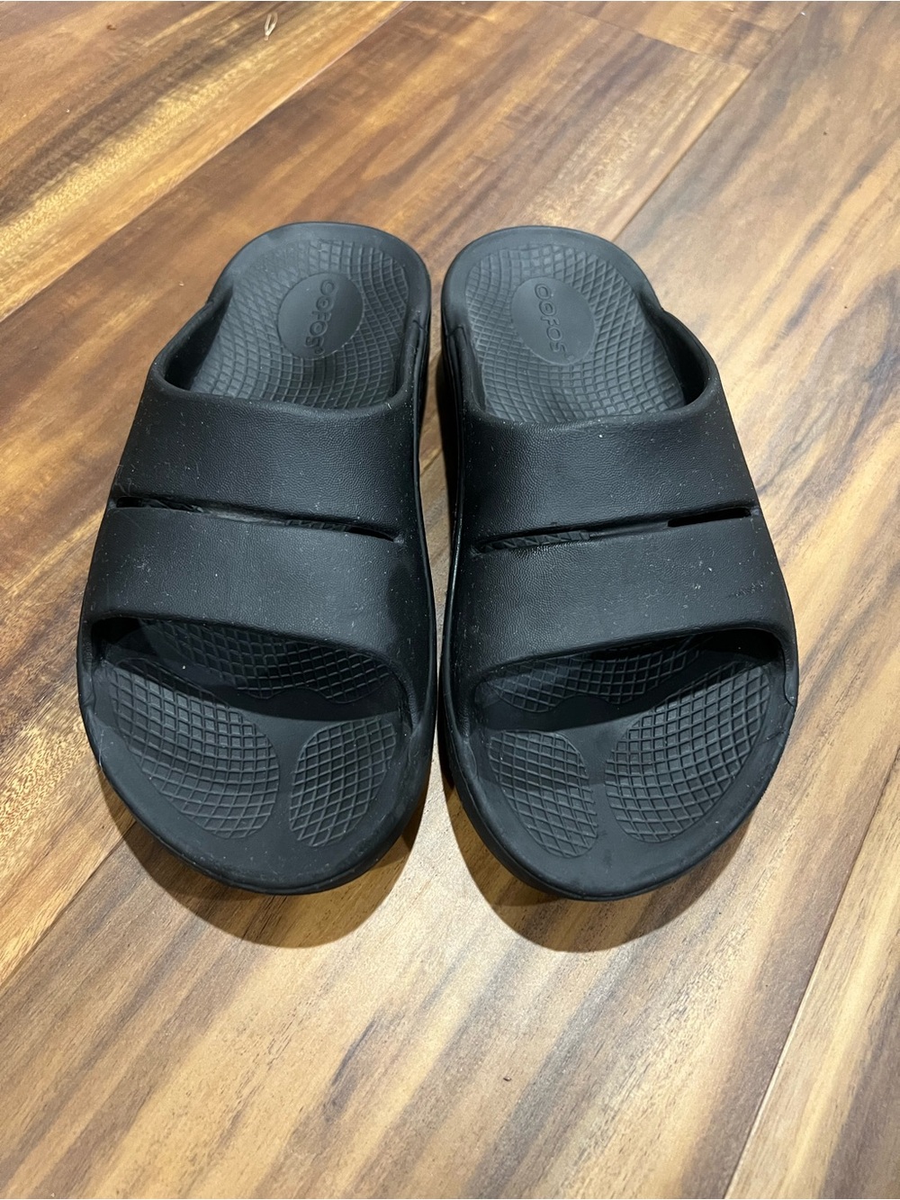 OOFOS Black Women's Slide Sandals - Picture 2 of 8